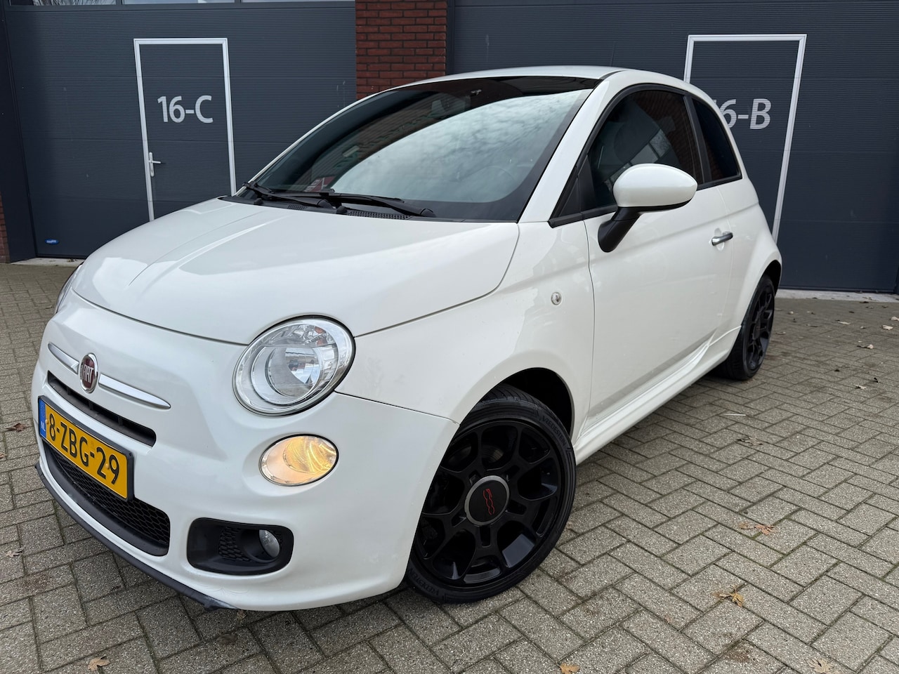 Fiat 500 - 0.9 TwinAir Turbo 500S/2014/ORIGINEEL NL/AIRCO/LEDER/BLEUTOOTH/BOEKJES EN DUBBELE SLEUTELS - AutoWereld.nl