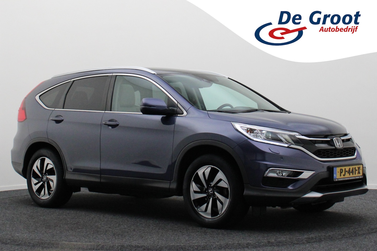 Honda CR-V - 2.0 4WD Executive Leer, Panoramadak, Keyless, Trekhaak, Xenon, Camera, 18" - AutoWereld.nl