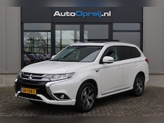Mitsubishi Outlander - 2.0 PHEV Prestige AWD NAVI, Clima, NAVI, Camera, Trekhaak, Schuif/kanteldak