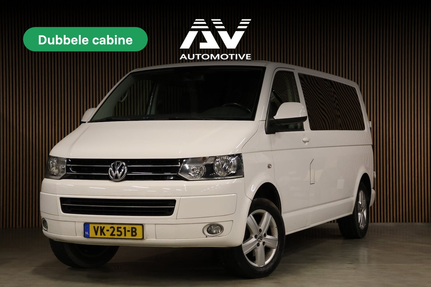 Volkswagen Transporter - 2.0 TDI L2H1 DC | Dubbel cabine | Cruise control | Navigatie | MF Stuur | PDC | Trekhaak | - AutoWereld.nl