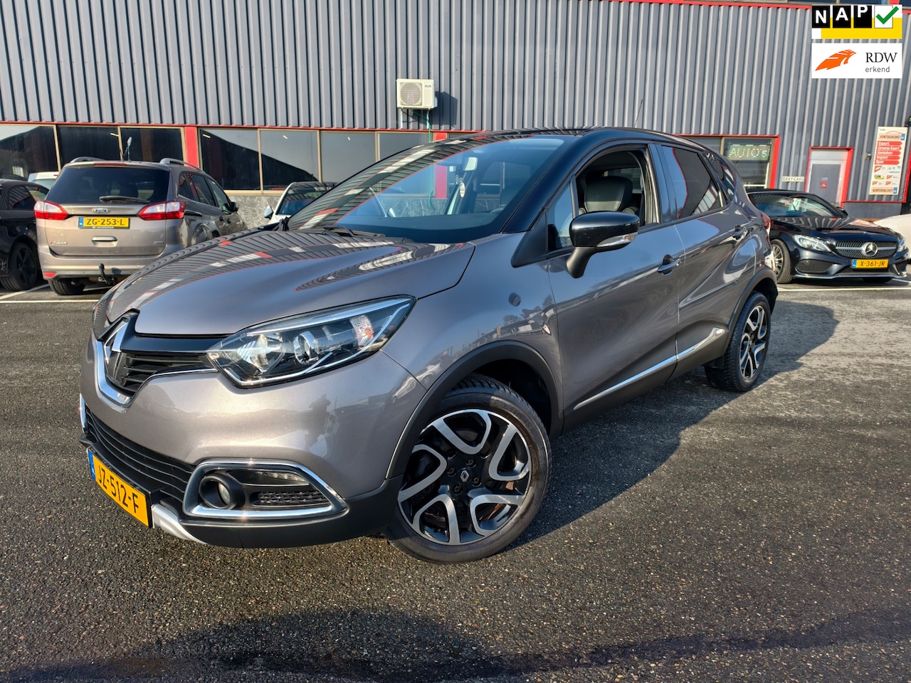 Renault Captur - 1.2 TCe Xmod / NAP / AUTOMAAT / KEYLESS / LEDER / CAMERAL / NAVI / NL AUTO / OHB / SP VLG - AutoWereld.nl