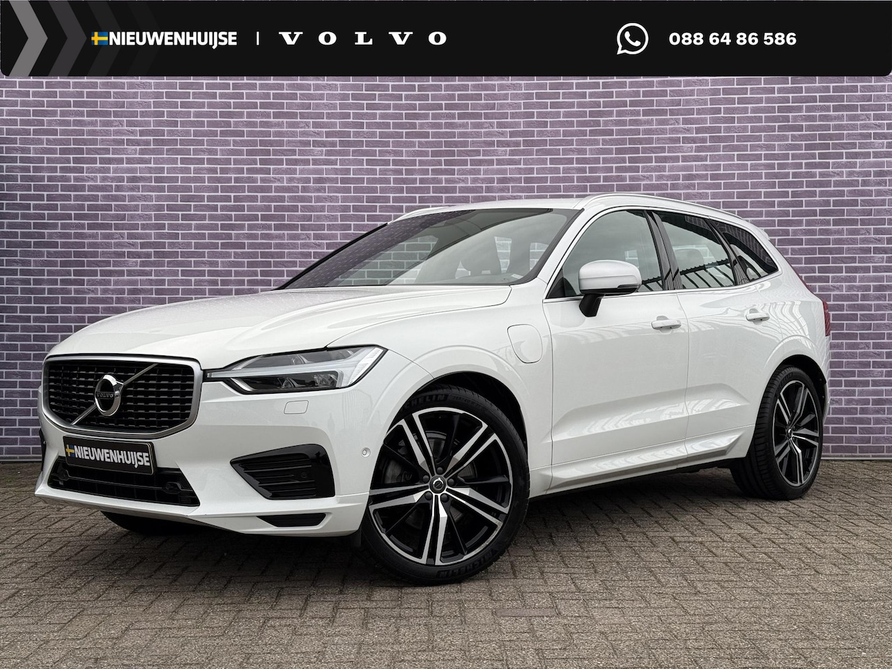 Volvo XC60 - 2.0 T8 Twin Engine AWD Inscription | Adaptieve Cruise Control | BLIS | Luchtvering | 21'' - AutoWereld.nl