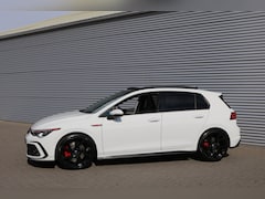 Volkswagen Golf - 2.0 TSI GTI DSG (Panoramadak Carplay ACC Camera Keyless IQ-Light 19InchLMV Pdc V+A Privacy