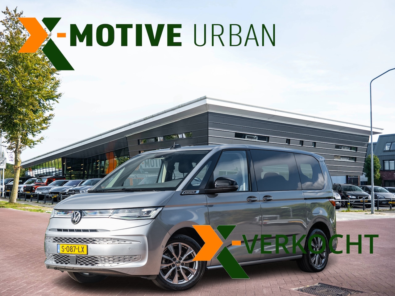 Volkswagen Multivan - 1.4 eHybrid L1H1 Life Business 218pk Aut Energetic Style | Leder | Panodak | Elek trekhaak - AutoWereld.nl