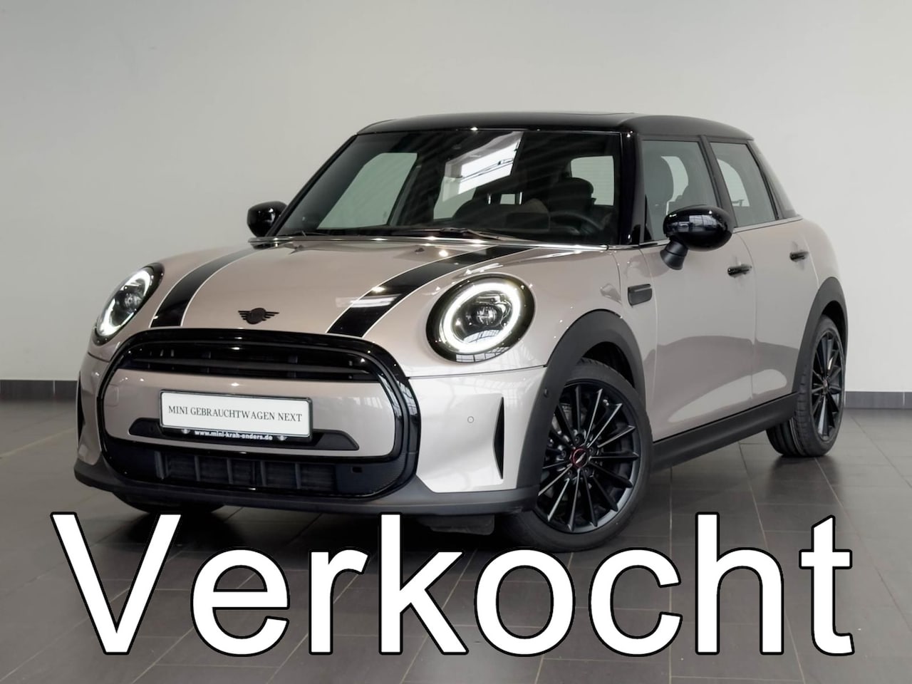 MINI Cooper - 1.5 Steptr.Aut.-7 ** LED, NAVI+, PANORAMA, HuD, HALF-LEDER, KEYLESS, CAMERA ** 1e EIG - UN - AutoWereld.nl