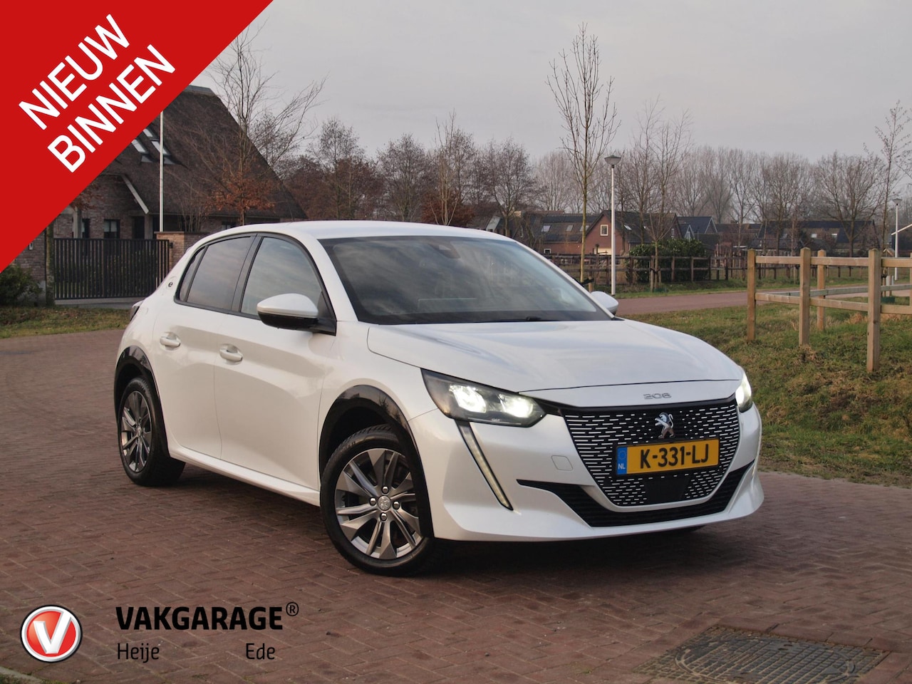 Peugeot e-208 - EV Blue Lease Allure 50 kWh | SOH 90% | Camera | Cruise Control | Apple Carplay | NL-Auto - AutoWereld.nl