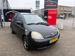 Toyota Yaris - 1.0-16V VVT-i Sol 5-DEURS (bj dec-2002) AIRCO|NIEUWE APK 03-2027|ZUINIG