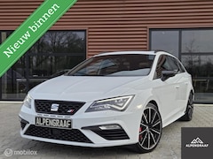 SEAT Leon ST - 2.0 TSI CUPRA 300 |PANO|CARPLAY|Brembo|Dealer onderhouden|