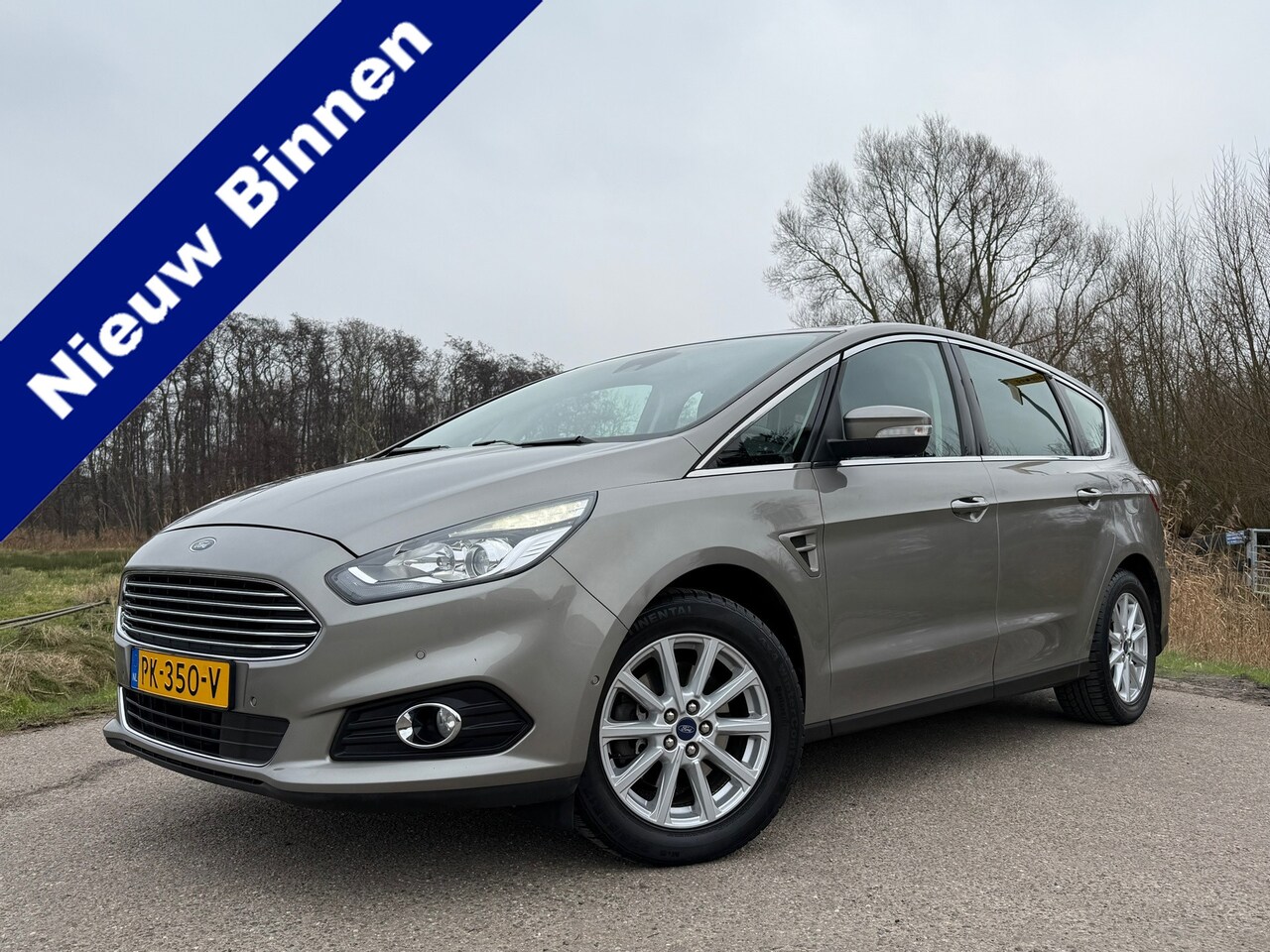Ford S-Max - 1.5 Titanium | Apple CarPlay/Android Auto | 17" + 18" Velgen | Key-Less | Stoelverwarming - AutoWereld.nl
