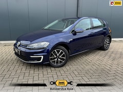 Volkswagen e-Golf - E-Golf * Navigatie * Camera * Led * Allseason banden