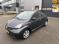 Toyota Aygo - 1.0-12V