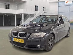 BMW 3-serie Touring - 320d Efficient Dynamics Luxury Line PSENSOR CRUISE 2 X SLEUTELS