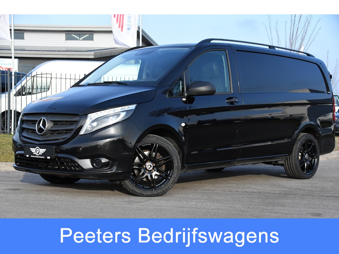Mercedes-Benz Vito - 119 CDI L2 Black Edition Camera, Cruise, LED, Stoelverwarming, Standkachel, Leder, 190pk, - AutoWereld.nl