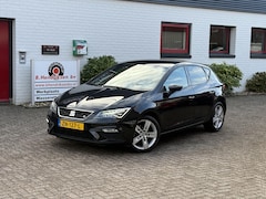 SEAT Leon - 1.5 TSI 130PK FR Business Intense/ All season banden/ Apple Carplay/ Keyless entry/ Naviga