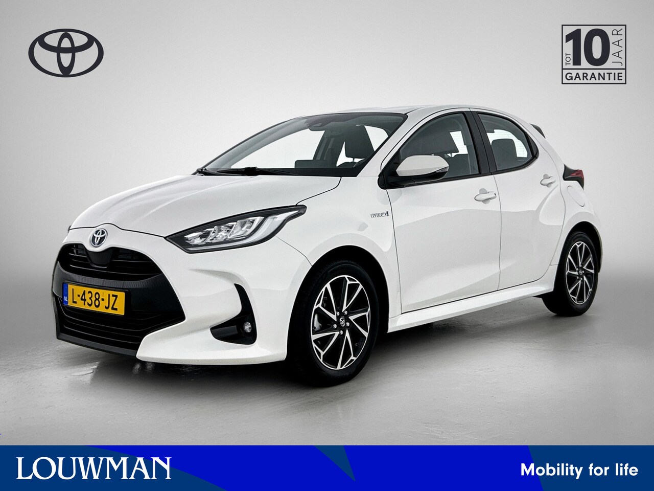 Toyota Yaris - 1.5 Hybrid Dynamic | 1e Eigenaar | NIEUW GELEVERD & ONDERHOUDEN | Apple Carplay / Android - AutoWereld.nl