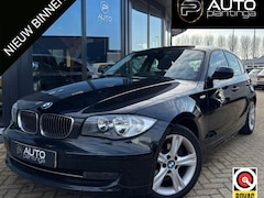 BMW 1-serie - 118i Business Line Style 143PK | Nette Staat | NL Auto | Trekhaak | Navigatie | Climate Co