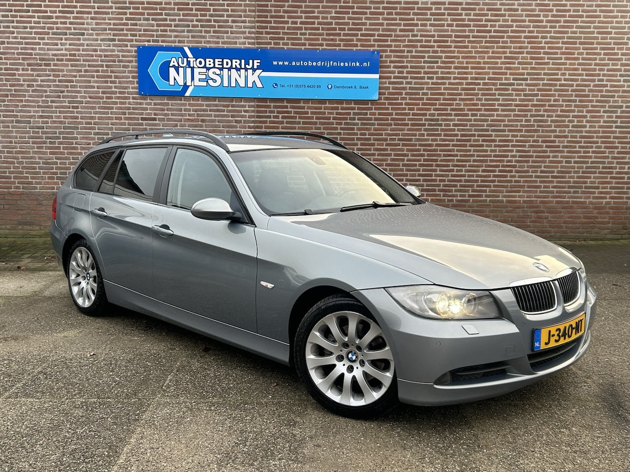 BMW 3-serie Touring - 325i BMW 325I - AutoWereld.nl