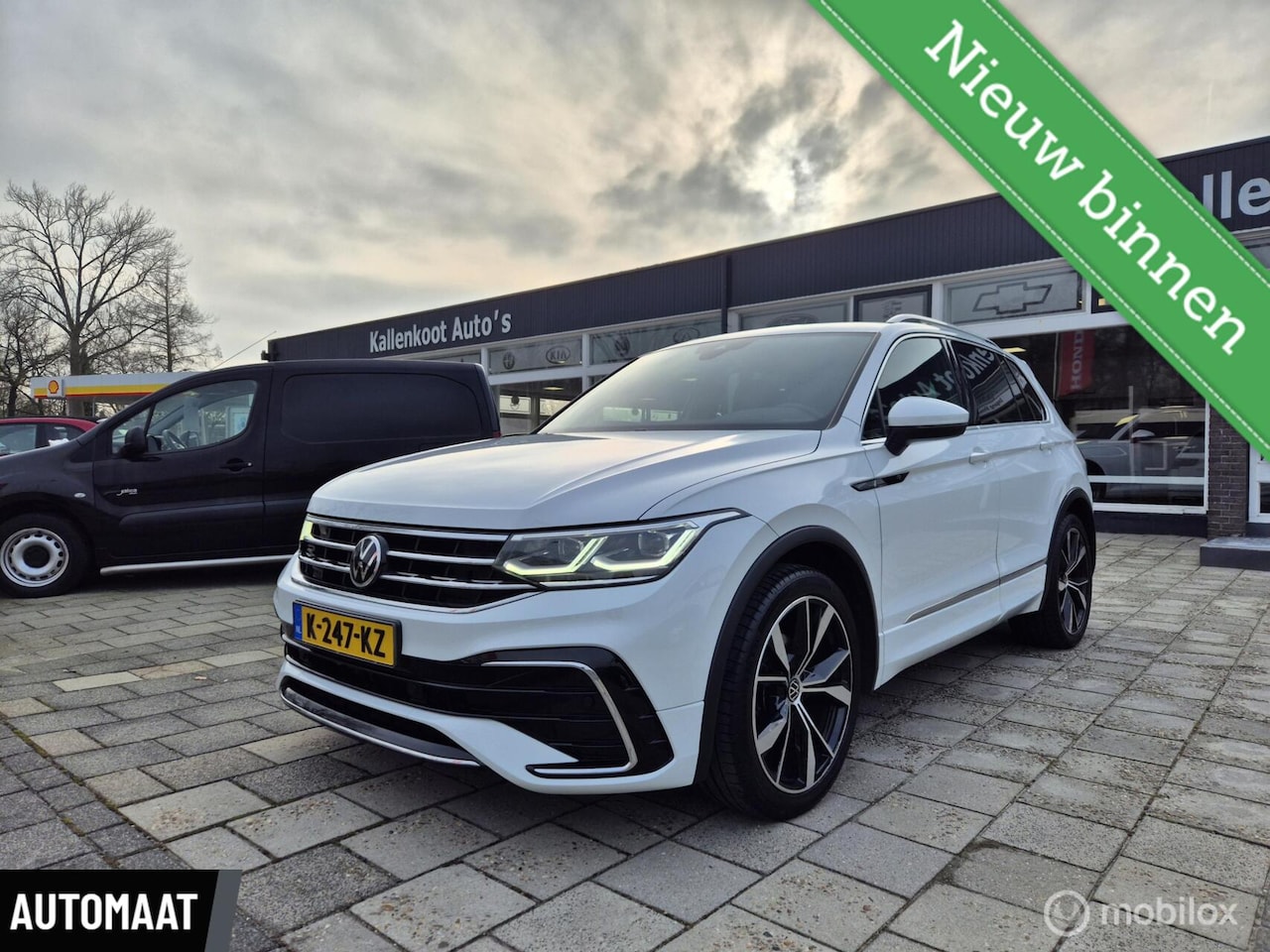 Volkswagen Tiguan - 1.5 TSI R-Line 1.5 TSI R-Line, Trekhaak, Dealer onderhoud - AutoWereld.nl