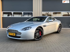 Aston Martin V8 Vantage - 4.3 V8 | origineel Nederlands | handgeschakeld