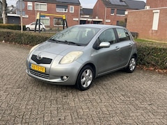 Toyota Yaris - 1.3 VVTi Luna MMT (Automaat )