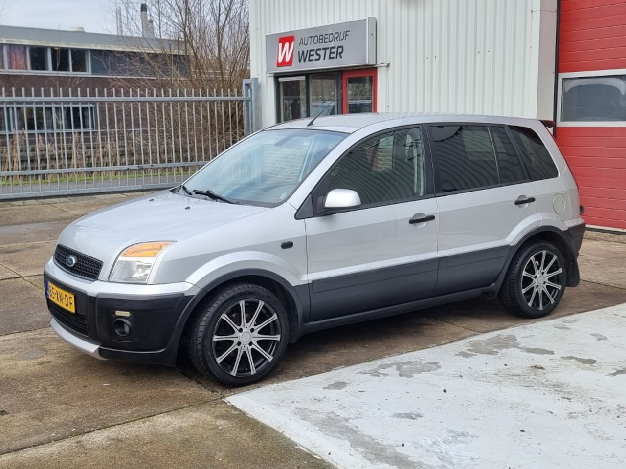 Ford Fusion - 1.6-16V Crossroad 1.6-16V Crossroad - AutoWereld.nl
