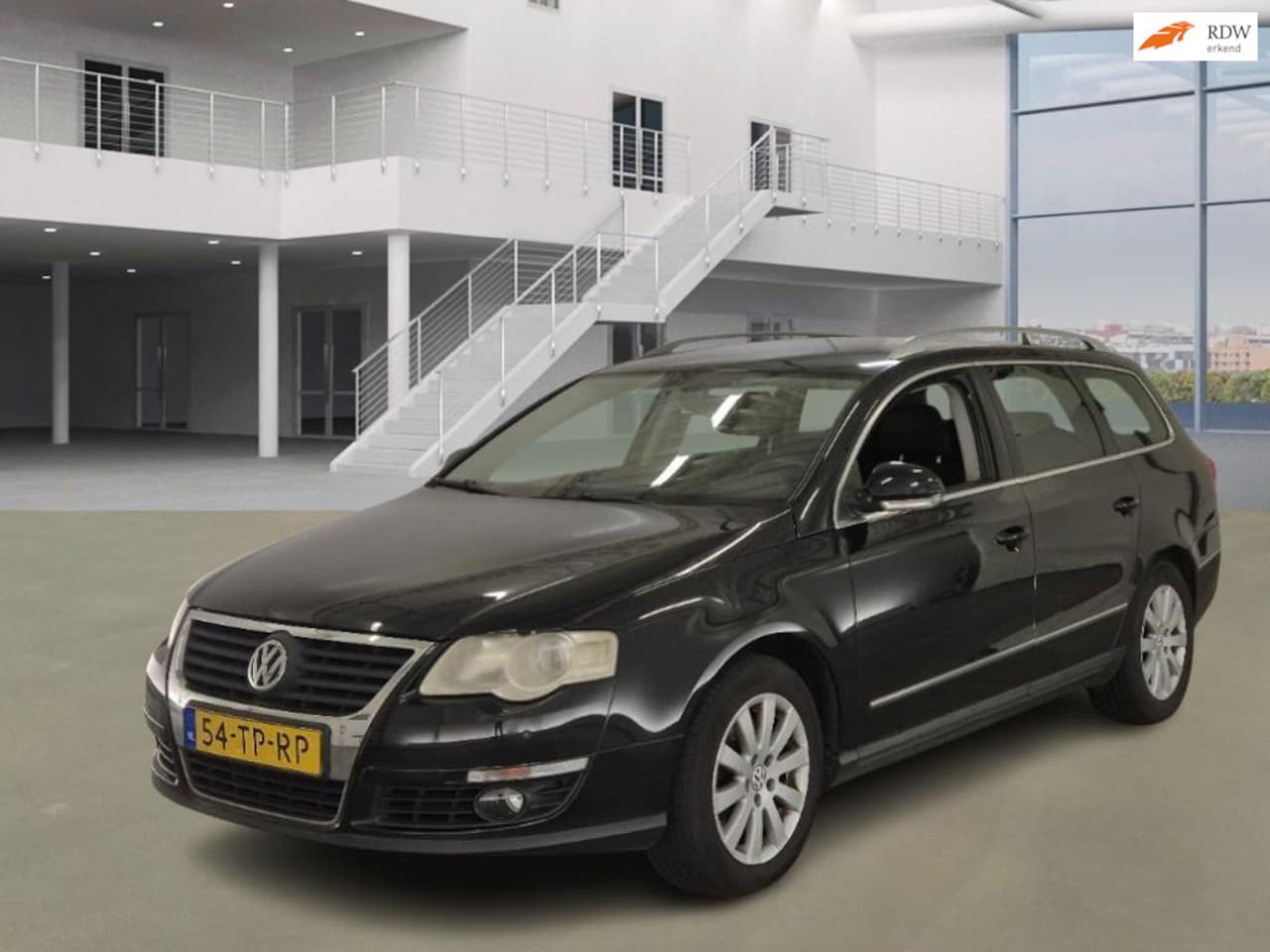 Volkswagen Passat Variant - 2.0 Comfortline AUTOMAAT PSENSOR CRUISE TREKHAAK 2 X SLEUTELS - AutoWereld.nl