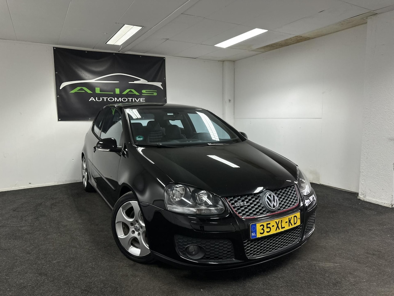 Volkswagen Golf - 2.0 TFSI GTI 2005 / Airco / Navi / Bluetooth / NAP! - AutoWereld.nl