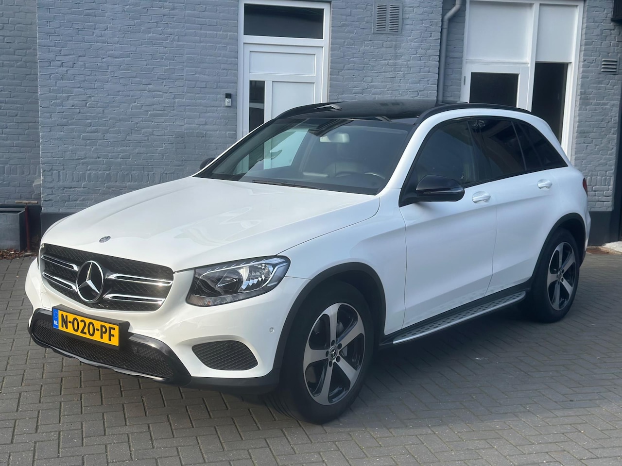 Mercedes-Benz GLC-klasse - 250 4MATIC | KEYLESS | PANO | LEER | - AutoWereld.nl