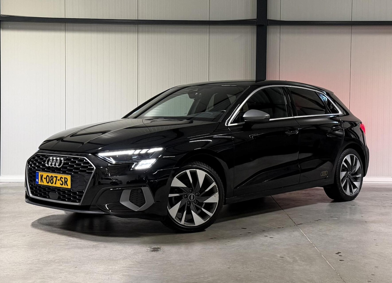 Audi A3 Sportback - 35 TFSI edition one S-line Sfeer Carplay - AutoWereld.nl