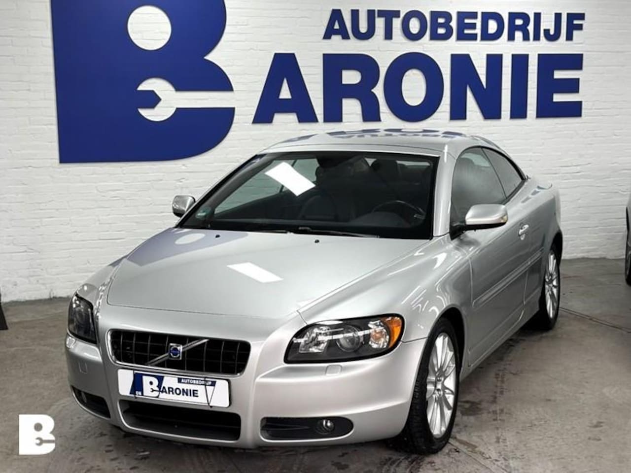 Volvo C70 Convertible - 2.4 Summum 2.4 Summum, automaat, youngtimer - AutoWereld.nl
