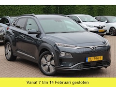 Hyundai Kona Electric - EV Premium 64 kWh / Camera / Leder / Head-up / 18'' / Navigatie / Stuur+Stoelverwarming /