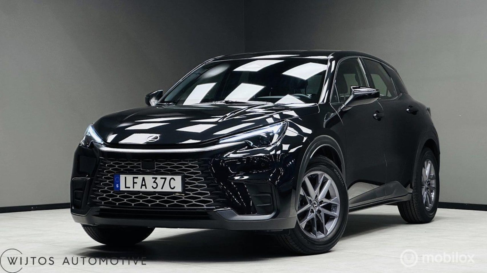 Lexus LBX - Business Line 2WD Business Line 2WD - AutoWereld.nl