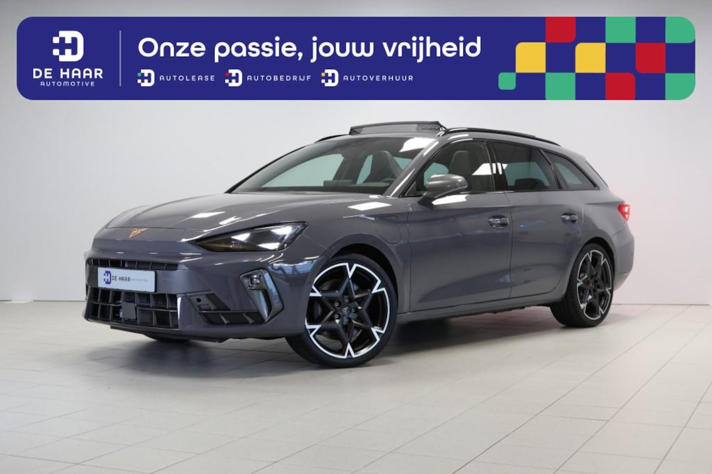 CUPRA Leon - VZ 1.5 e-Hybrid 272 pk - Pano - Stuur + Stoelverw. - ACC - AutoWereld.nl