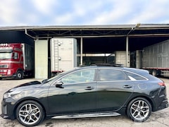 Kia Pro cee'd - ProCeed 1.4 T-GDI 140pk 7-Traps aut GT-Line - nap - pano - front + line assist - stuur + s