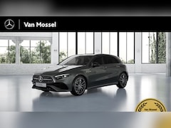 Mercedes-Benz A-klasse - 250 e 140 Year Edition / Panoramadak / Sfeerverlichting / 19inch / Night-Pakket /