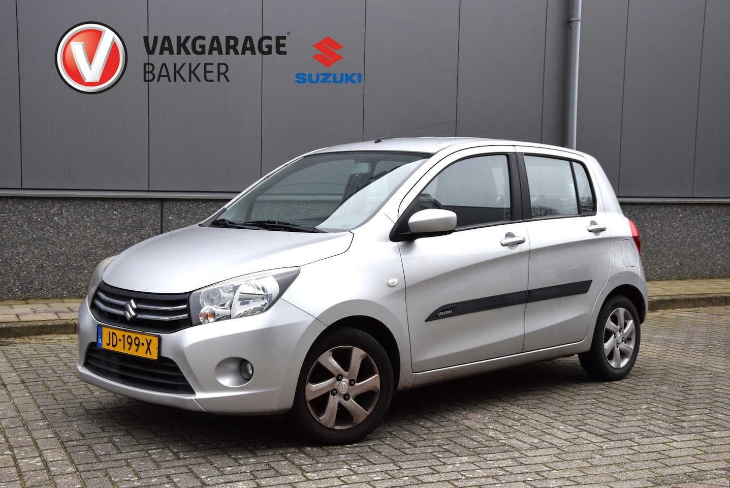 Suzuki Celerio - 1.0 Exclusive | Volledig onderhouden | Airco | Lichtmetalen velgen | - AutoWereld.nl