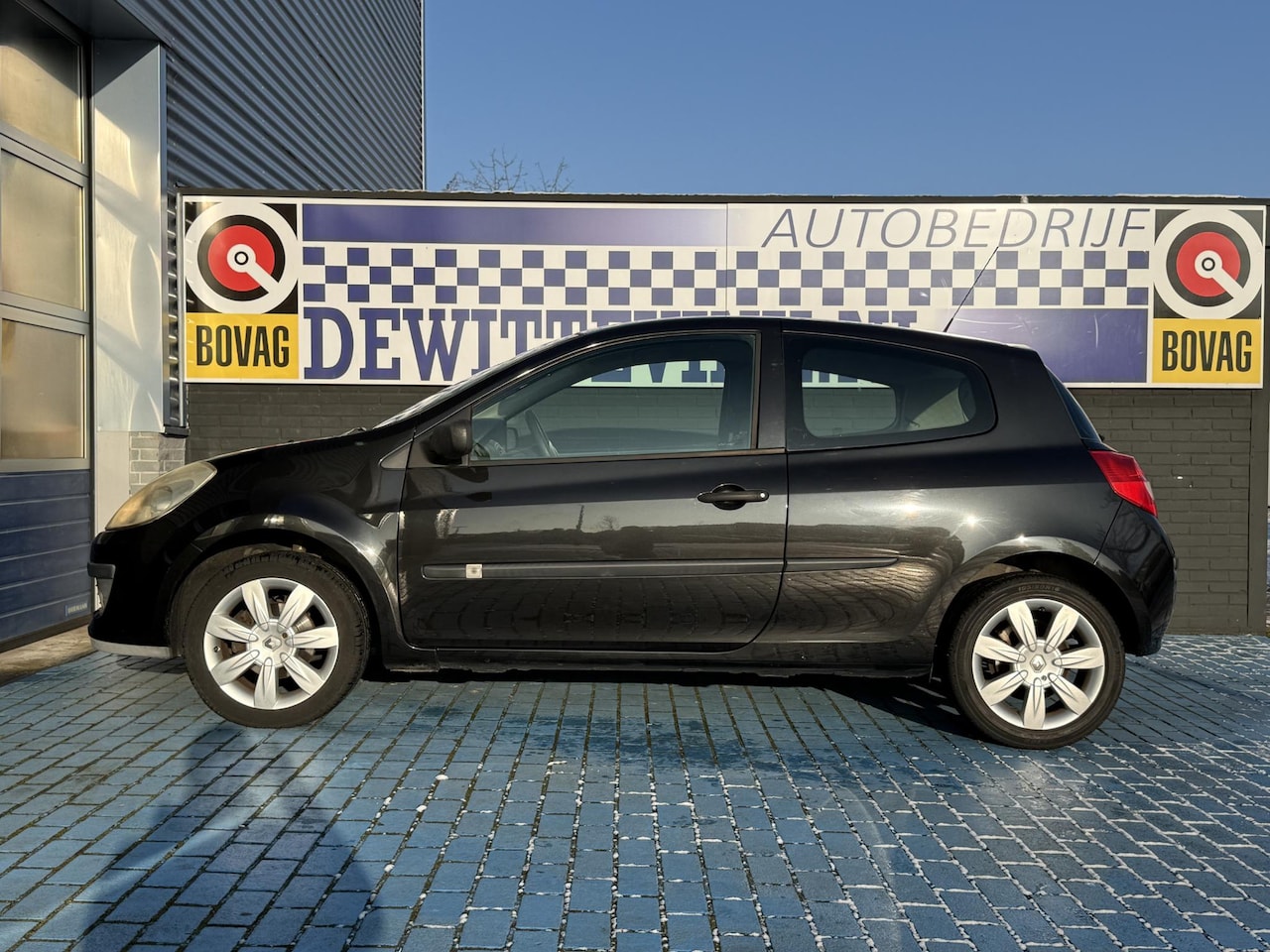 Renault Clio - 1.4-16V Expression 1.4-16V Expression - AutoWereld.nl