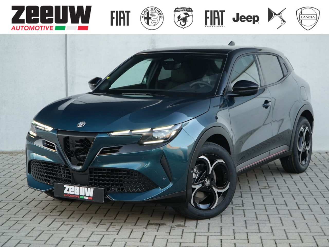 Alfa Romeo Junior - 1.2 Turbo 136 PK Ibrida Speciale | Pano | Techno | Direct Leverb - AutoWereld.nl