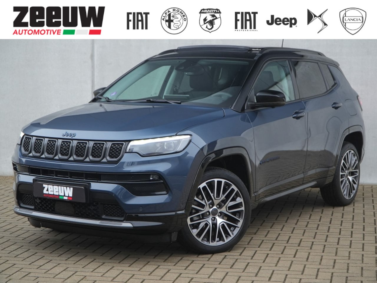 Jeep Compass - 4xe 240 PK Hybrid Summit | Pano | Safety | 360cam | 19" - AutoWereld.nl