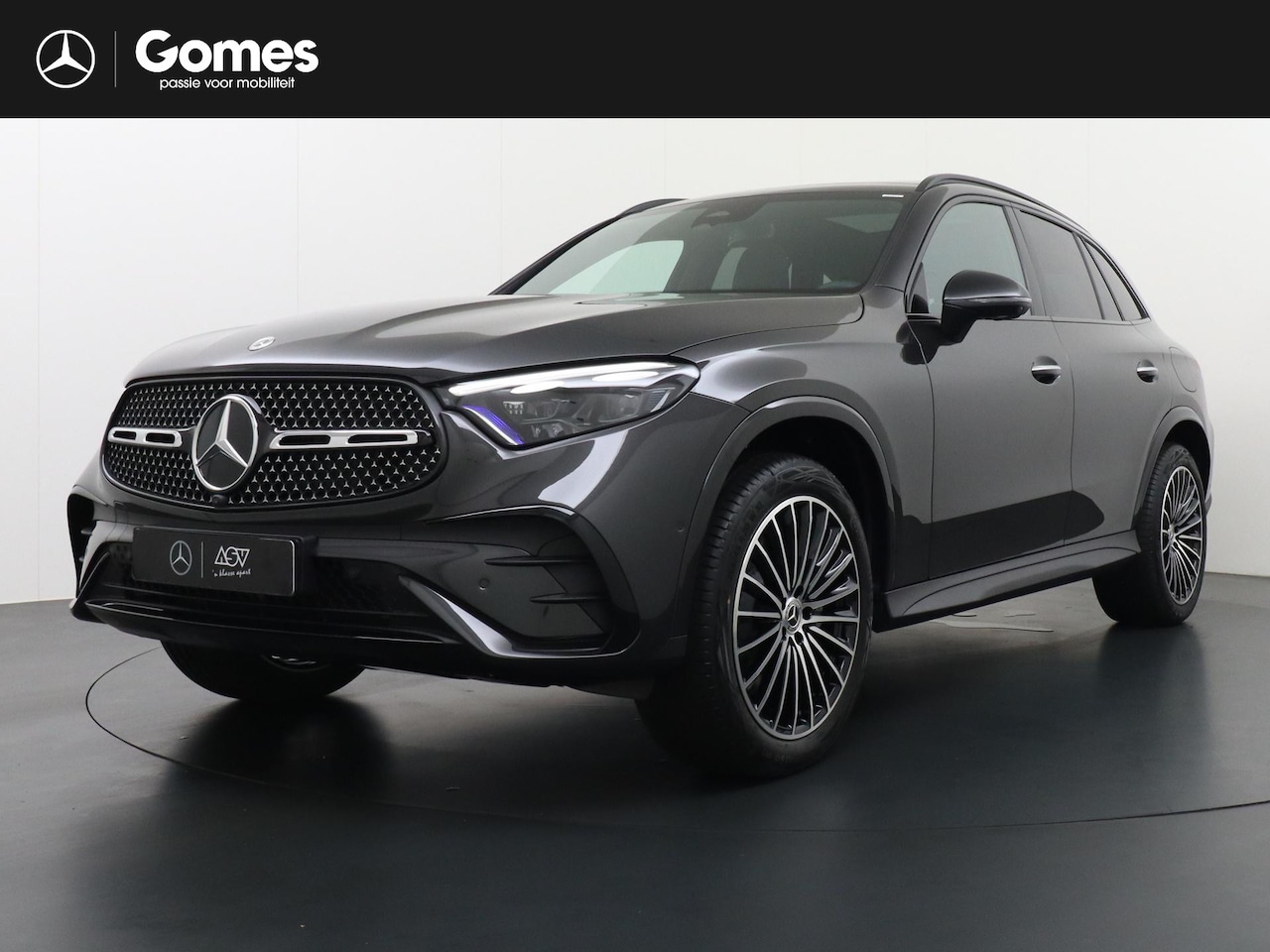 Mercedes-Benz GLC-klasse - 300e 4MATIC Sport Edition | Memorystoelen | Panorama - Schuifdak | Niveaureling | Trekhaak - AutoWereld.nl