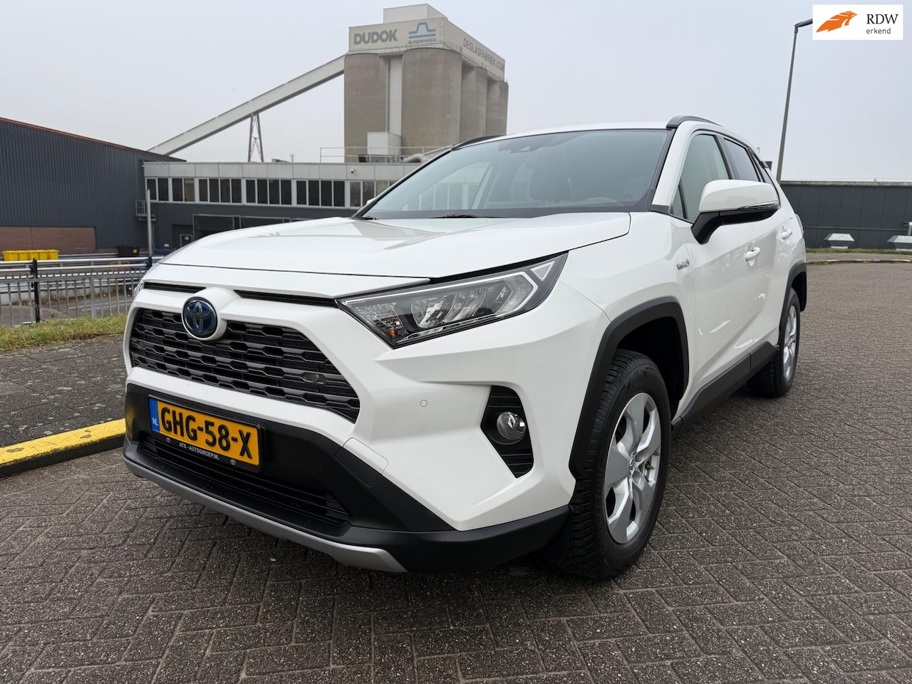 Toyota RAV4 - 2.5 Hybrid AWD Dynamic_1 JAAR_GARANTIE - AutoWereld.nl