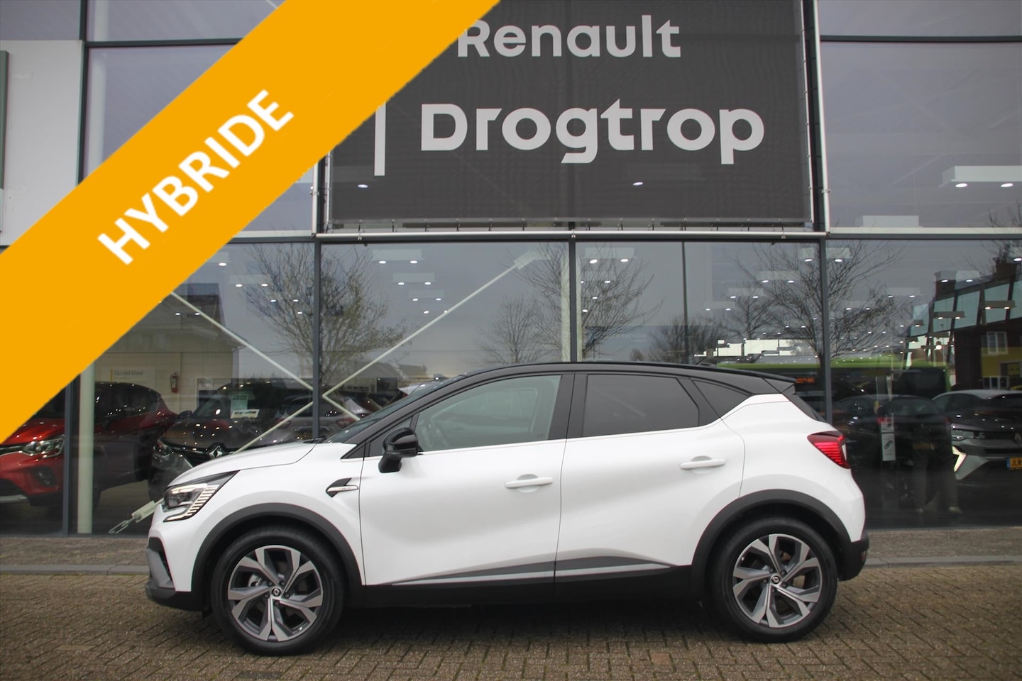 Renault Captur - 145PK-RS LINE-FULL HYBRID-48DKM-NAVI-CAMERA- - AutoWereld.nl