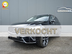 Volvo XC60 - T8 Plug-in Hybrid AWD Ultimate Dark 1e Eig. / Dealeronderh. / Trekhaak / Luchtvering / Sto