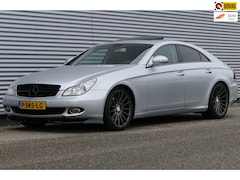 Mercedes-Benz CLS-klasse - 500 V8 Designo Schuifdak Carplay Luchtvering Navi Youngtimer