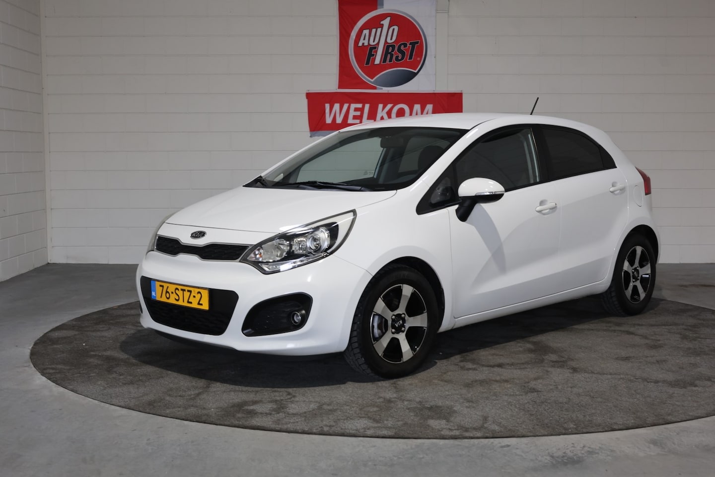 Kia Rio - 1.2 CVVT Plus Pack 1.2 CVVT Plus Pack, NL auto, Lage km stand, Airco, Lichtmetaal met all season, Isofix, Pri - AutoWereld.nl