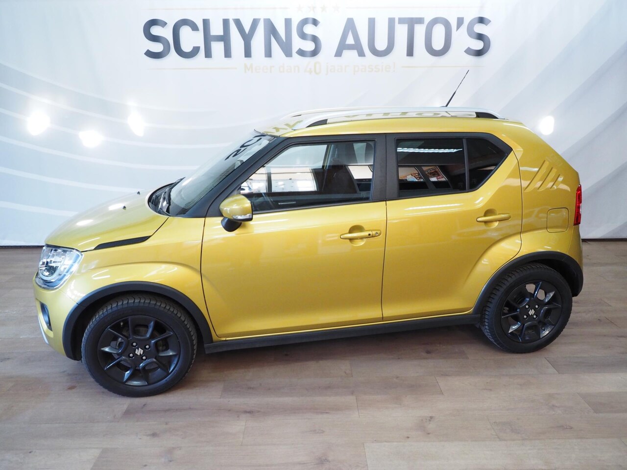 Suzuki Ignis - 1.2 Comfort+ Hybrid /37.500KM!/Lane-assist/Anti-collision system/Achteruitrijcam./Winterba - AutoWereld.nl