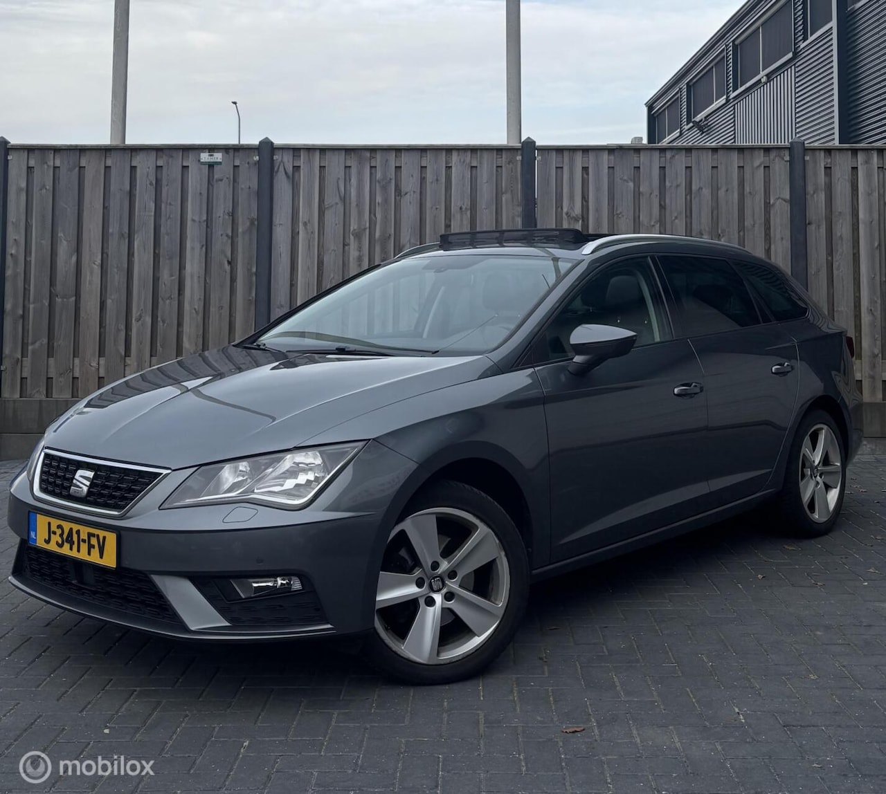 SEAT Leon ST - 1.4 TSI X-PERIENCE/Navi/Pano/Stoelverwarming/ - AutoWereld.nl