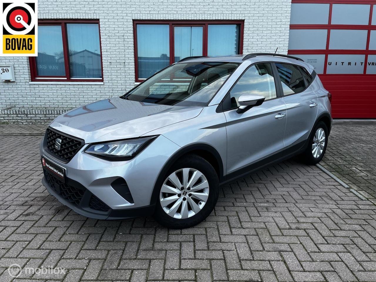 SEAT Arona - 1.0 TSI AUTOMAAT/NAVI/CRUISE/PDC - AutoWereld.nl