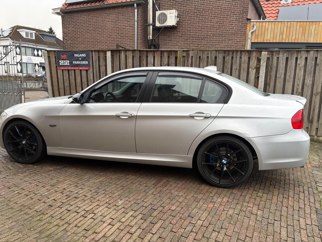BMW 328I