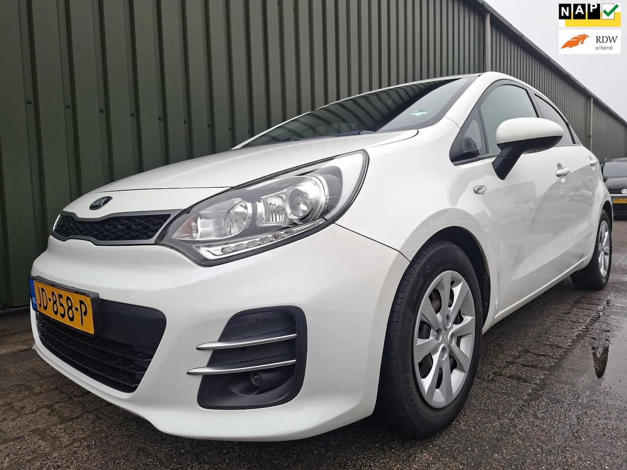 Kia Rio - 1.2 CVVT DynamicLine 1.2 CVVT DynamicLine Nieuwe APK - AutoWereld.nl